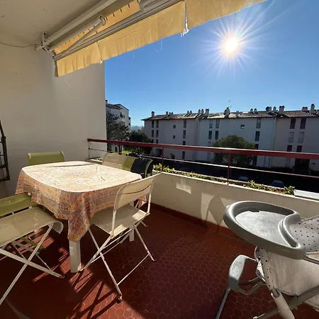 Apartamento Duplex T3 Lumineux Avec Terrasse, Parking, A 5 Min Du Centre - Fr-1-239-1092